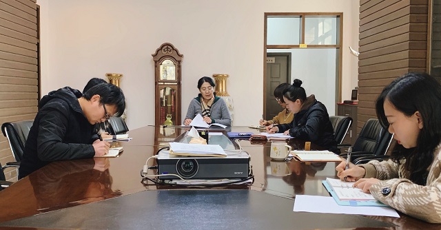 组织生活会和开展民主评议党员.jpg